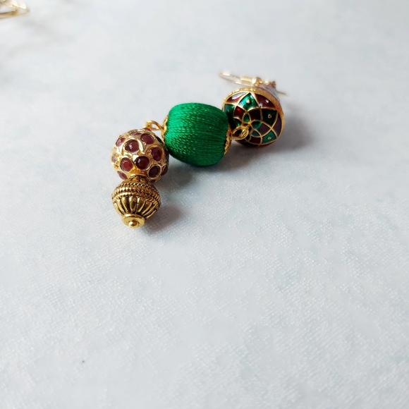 Vibrant Thread Earrings - Picture 5 of 5